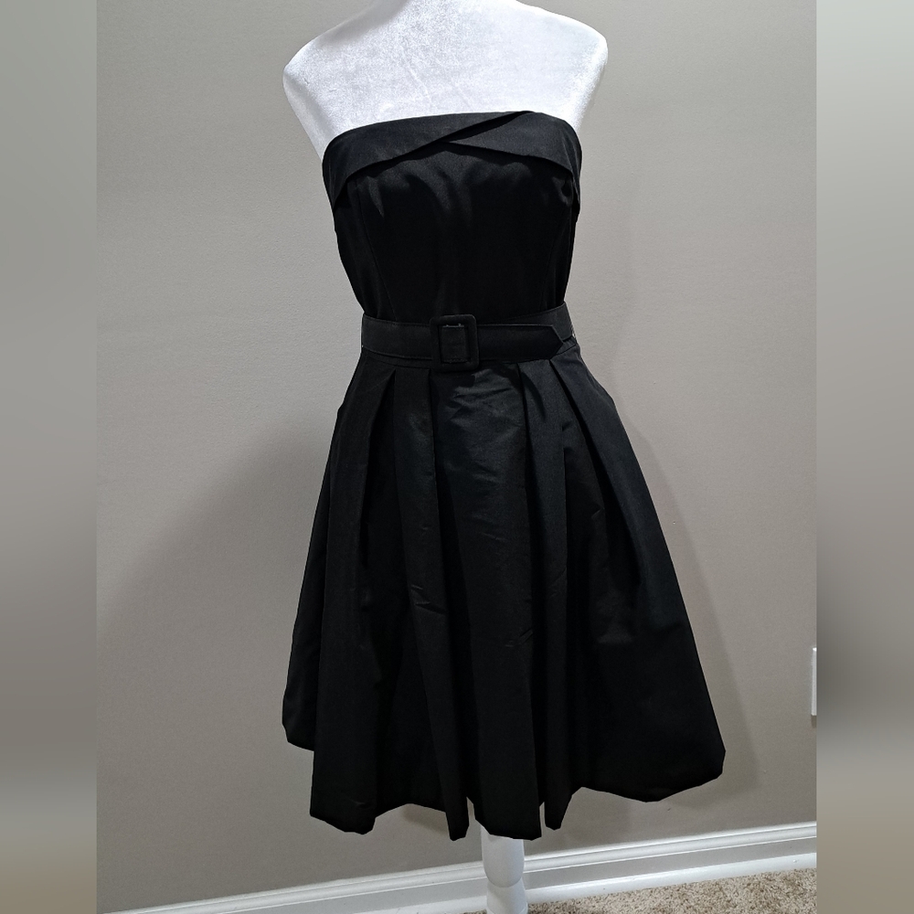 White House Black Market